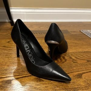 Calvin Klein Pumps